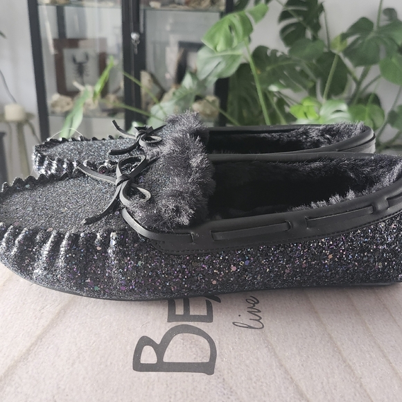 TORRID Moccasins - Picture 2 of 4